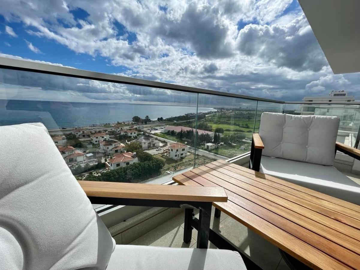 Sea View Suites By The Coast Фамагуста Екстер'єр фото