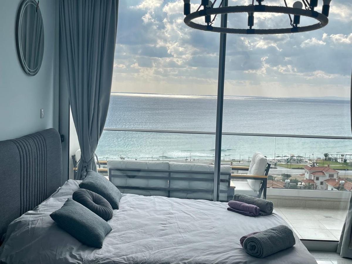 Sea View Suites By The Coast Фамагуста Екстер'єр фото