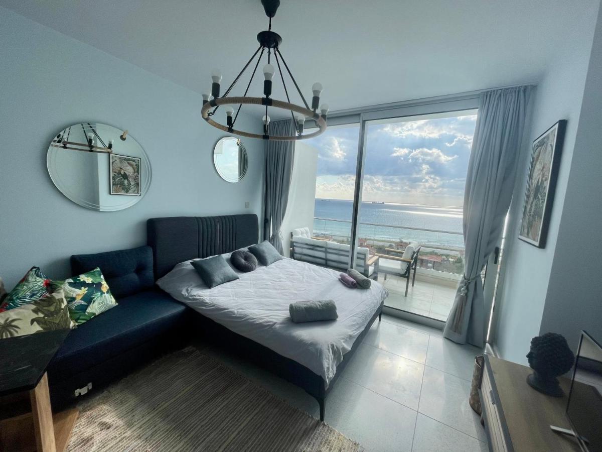 Sea View Suites By The Coast Фамагуста Екстер'єр фото